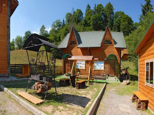 Готель Hotel Oberig