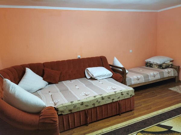 Online booking is not possible, because the owner of the base did not provide the necessary information, contact the Lookfor website manager 380938856096 Cottage 5 Apartments with barbecue facilities are located in the Carpathians. Kosher breakfast is ser