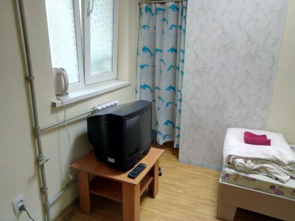 Uyut Hostel is located in the city of Belgorod-Dnepropetrovsk. It offers free Wi-Fi and free priva