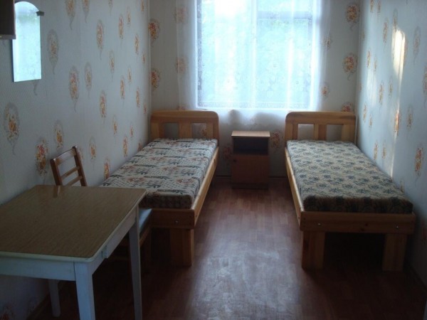 Номер з проживанням в сім'ї «Кімната в двокімнатній квартирі» розташований в Трускавці. До послуг гостей загальна кухня і безк