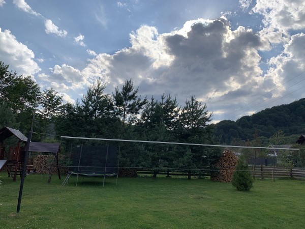 Одін з кращих варіантів, обраних нами в місті Мікулічін.Вілла «Згарда» з балконом розташована в селищі Микуличин Івано-Франків