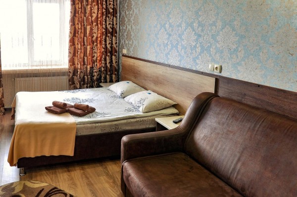 Апартаменти Elite class in the center of Rivne розташовані в місті Рівне. До послуг гостей бар, безкоштовний WiFi, цілодобова 