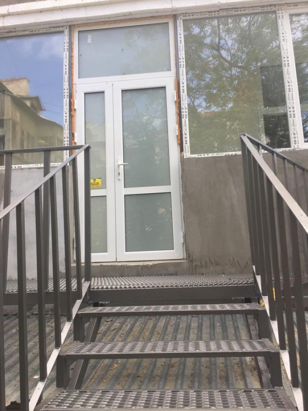 Ми працюємо над перекладом цього опису на вашу мову. Приносимо вибачення за незручності.