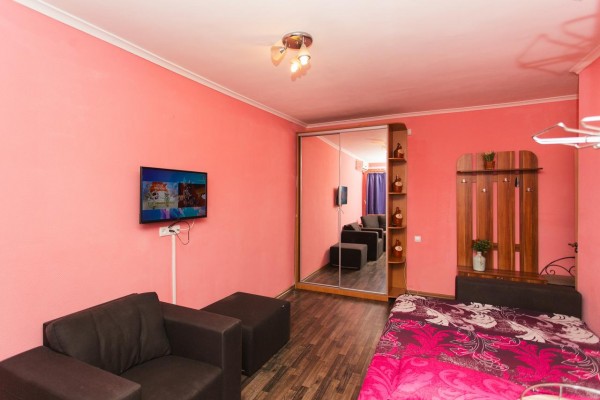 The Best Location on Sobornaya 5 floor