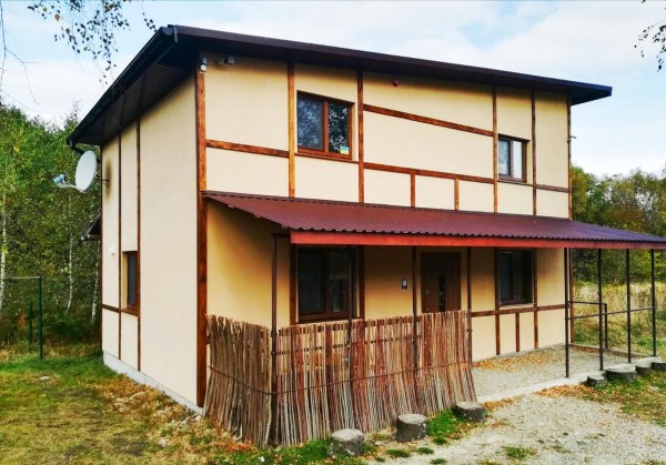 E F Guest House Pisnya Karpat