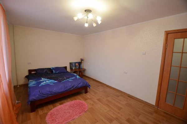 Хіт продажів в Миколаєві! Апартаменти «На 8 березня» розташовані в Миколаєві. До послуг гостей кондиціонер, балкон і безкоштов