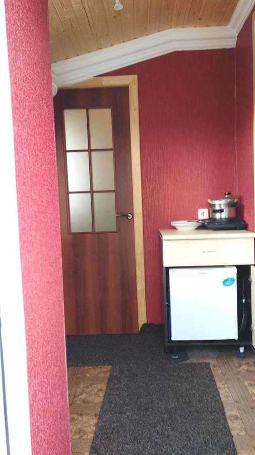 Небольшой домик с удобствами