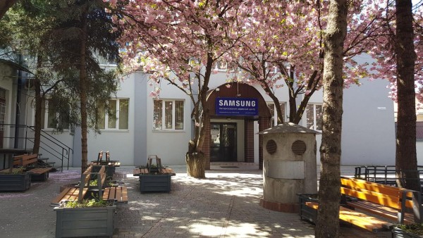 Hot sales in Uzhgorod! Situated in Uzhgorod, SAKURA HOSTEL has a shared lounge, garden and terrace. O