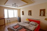 2 room Apartment above Verona Cafe Very Center
