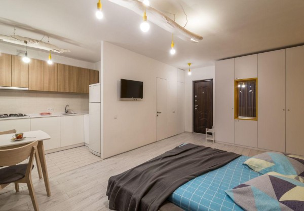 В апартаментах-студіо Kirova 27D white DELUX, розташованих в 3,2 км від галереї Гапчинської, до послуг гостей балкон і чайник.