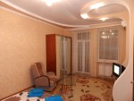 1-room Luxury Apartment on Sobornyi Avenue 174-а, by GrandHome. Center