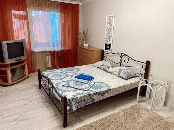Online booking is not possible, because the owner of the database did not provide the necessary information, please contact the Lookfor site manager 380938856096 The apartment has 1 bedroom, a TV, an equipped kitchen with a microwave and a refrigerator, a
