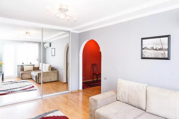 Apartment on Prospect Lenina97