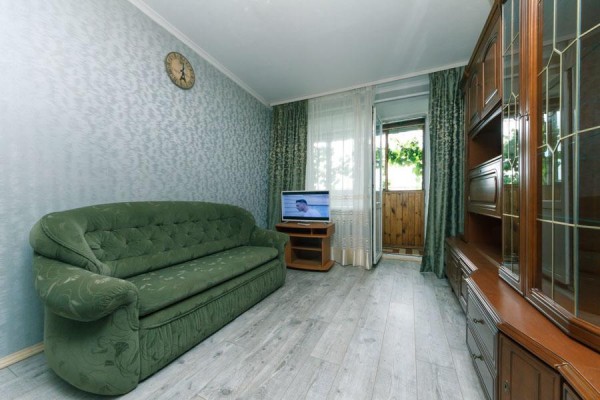 Еті комфортабельні апартаменти розташовані в Києві, в 3 км від спортивного комплексу «Олімпійський» і в 3,2 км від Володимирсь