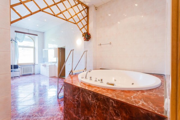 F / A KievaPartmentNow City Center