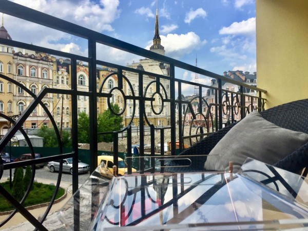 MODERN LUXURY Apartment in the heart of Kiev