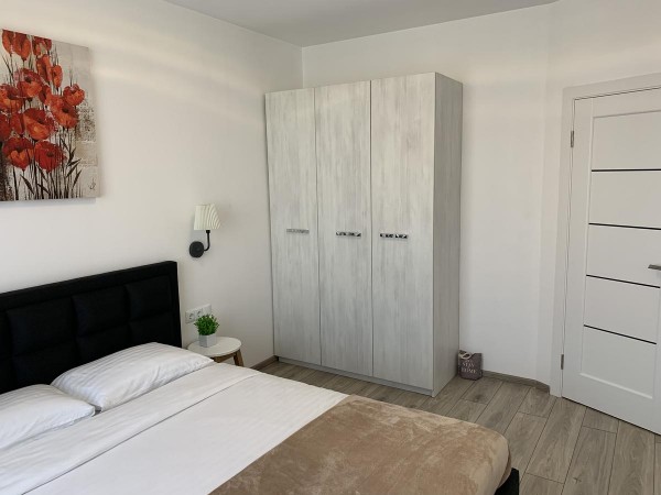 F /A West street LUX Apartments