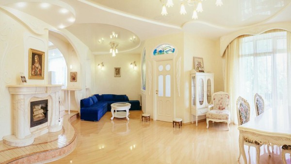 VIP Apartmens on the Ivana Mazepy 3