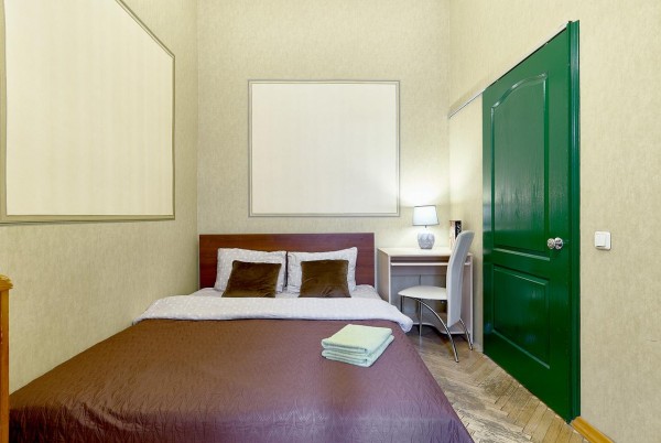 SR1-13 - Дивовижна квартира - дві окремі спальні - Палац спорту - Gulliver Mall - поблизу Хрещатик - Шота Руставелі, 1