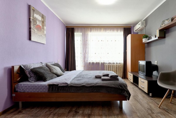 B19-36 MODERN APARTHOTEL IN THE CENTER OF CITY - METRO PALACE OF SPORTS - VIEW ON GULLIVER MALL - 2 min to KHRESCHATYK - Baseina Street, 19