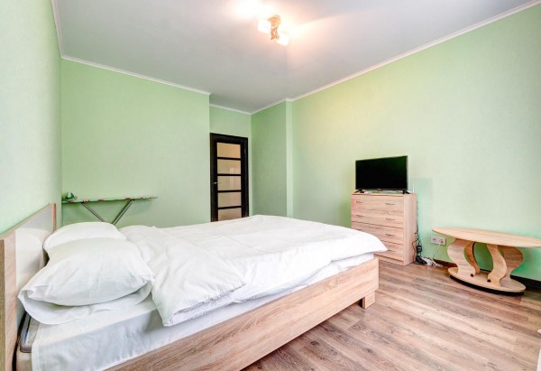 Ф / А Апартмент Воскресенська 18