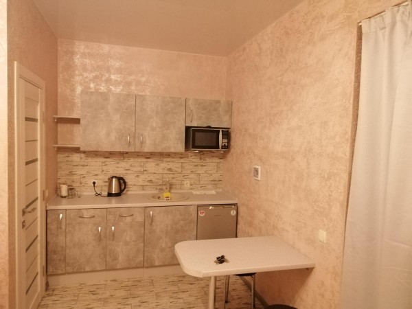 Гостьовий будинок Кімната з двоспальним ліжком біля м Осокорки