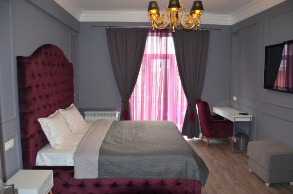 F /A Shota Apartment