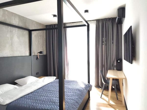 Black and White cozy apartment