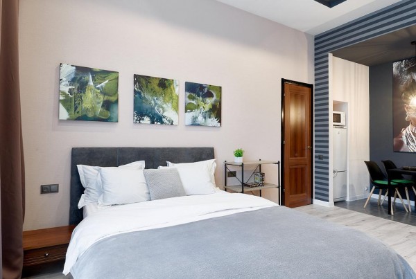 VIP 2-кімнатна студія на Лутеранській 3