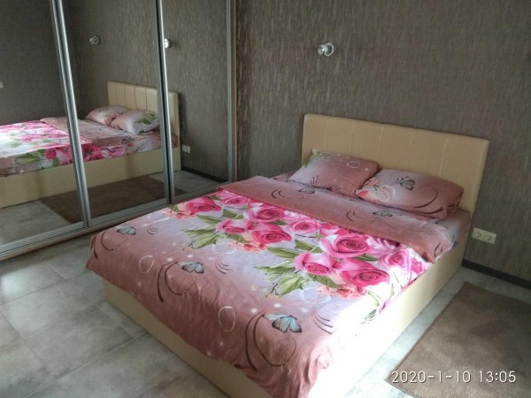 Велика однокімнатна квартирав