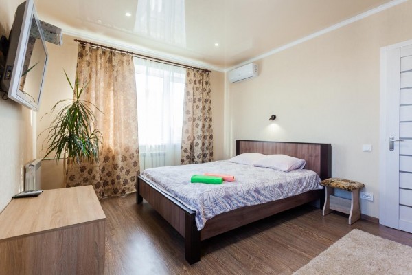 Квартира біля ТРЦ DREAM TOWN 2