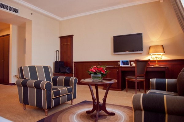 Готель Опера Готель