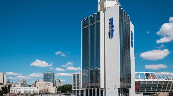 Отель Park Inn by Radisson Kyiv Troyitska