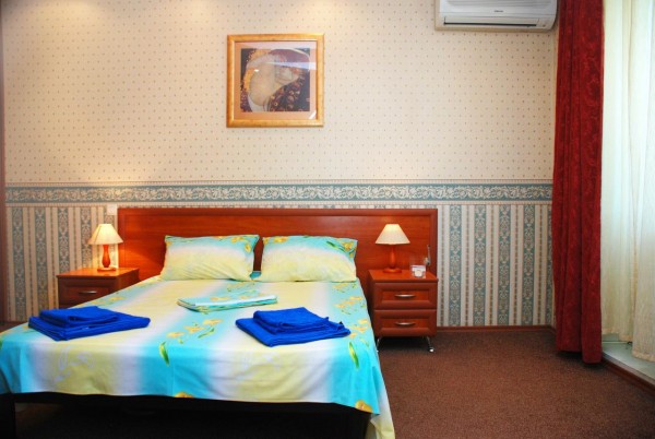 Metro friendship peoples, Pechersk