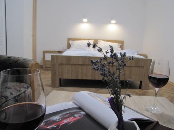 Квартира на Дорошенка