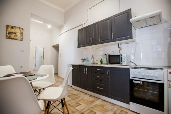 Ф / А СФ централь Апартментс він Ринок Скуар