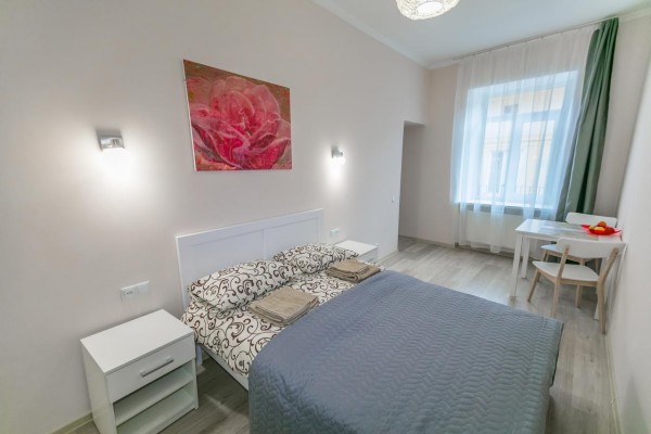 F /A Апартаменты в центре Львова