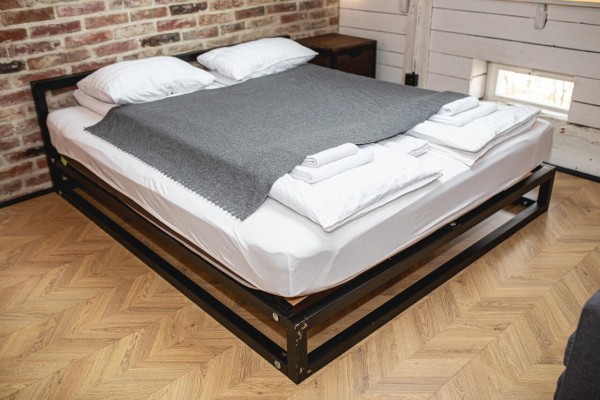 Висока Хата 4