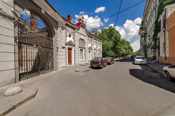 E F Vorontsovsky House