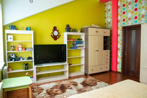 E F House near the sea