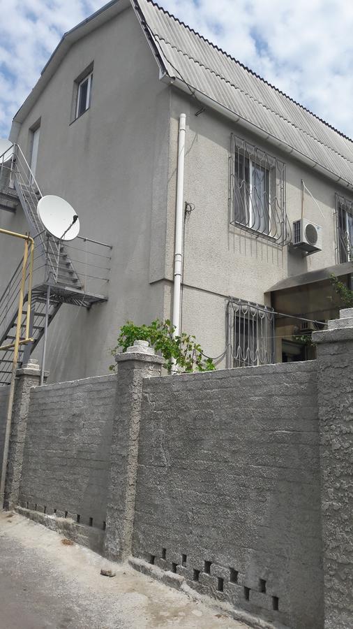 Guest House Cozy Masandra by the sea