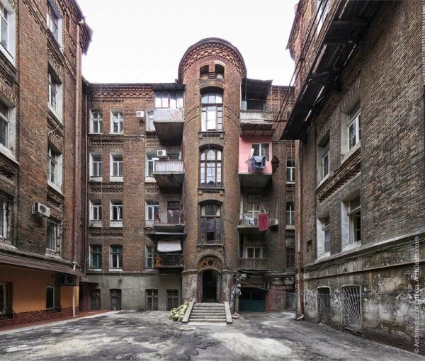 Spiridonovskaya apartment