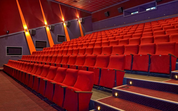 Кінотеатр ім. О. Довженка