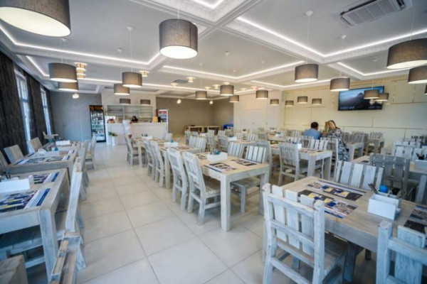 Гостинично-ресторанный комплекс "АЙВЕНГО"