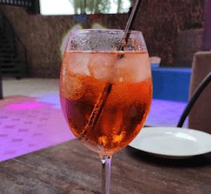 Кафе "SkyRoom" lounge bar