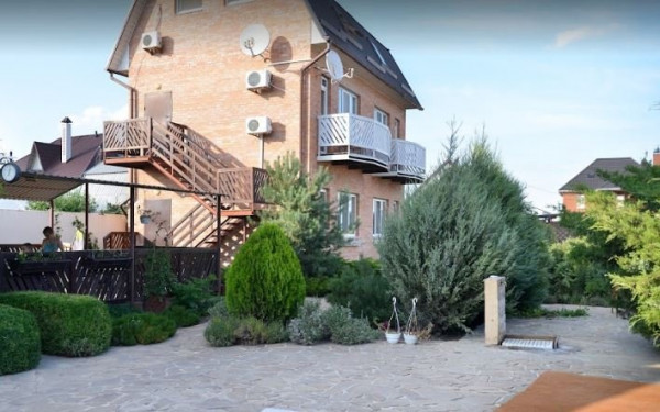 Готель " Lighthouse»